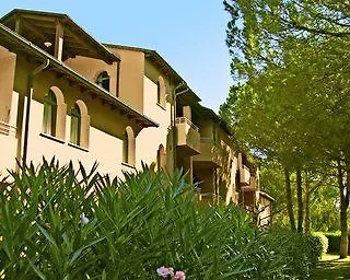 Residenza Dei Cavalleggeri Aparthotel 3*